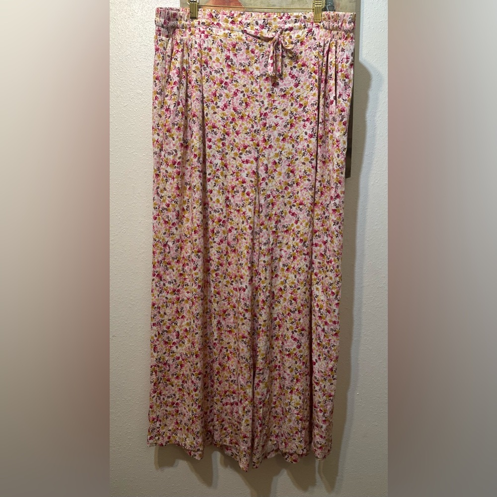 Torrid Pant Womens High Rise Wide Leg Pockets Multicolor Floral Size 1  L30’´